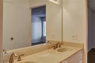 15155 Sherman Way, Van Nuys, CA 91405 - Photo 16