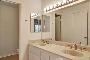 15155 Sherman Way, Van Nuys, CA 91405 - Photo 18