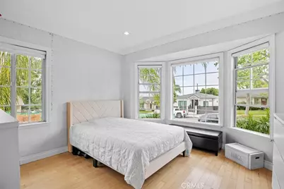 2640 N Keystone Street, Burbank, CA 91504 - Photo 24