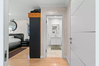 2640 N Keystone Street, Burbank, CA 91504 - Photo 32