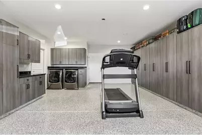 6850 Longridge, North Hollywood, CA 91605 - Photo 24