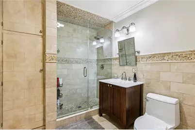 6850 Longridge, North Hollywood, CA 91605 - Photo 20