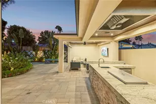 6850 Longridge, North Hollywood, CA 91605 - Photo 30