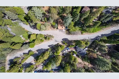 26131 Lake Forest Drive, Twin Peaks, CA 92391 - Photo 22