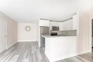 365 Burchett St, Glendale, CA 91203 - Photo 10