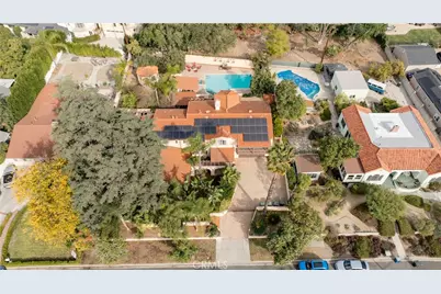 828 S Sunset Canyon, Burbank, CA 91501 - Photo 4