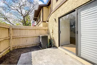 8601 Sunland Boulevard #5, Los Angeles, CA 91352 - Photo 10