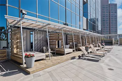 1100 Wilshire Boulevard #1707, Los Angeles, CA 90017 - Photo 38