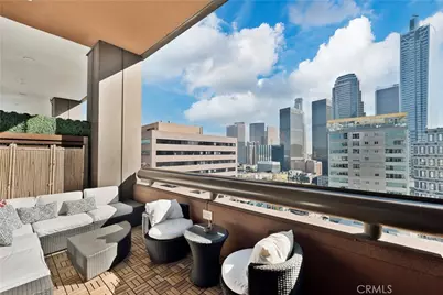 1100 Wilshire Boulevard #1707, Los Angeles, CA 90017 - Photo 32