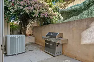 6920 Valmont, Tujunga, CA 91042 - Photo 66