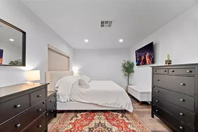 14729 Bassett, Van Nuys, CA 91405 - Photo 14