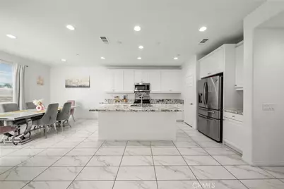 370 Campbell Court, Santa Paula, CA 93060 - Photo 6