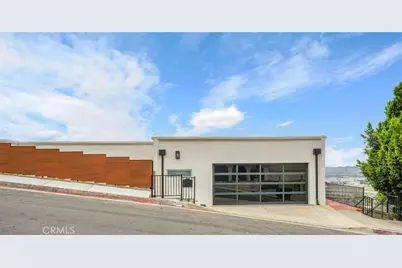 10050 Olivia Ter, Los Angeles, CA 91352 - Photo 2