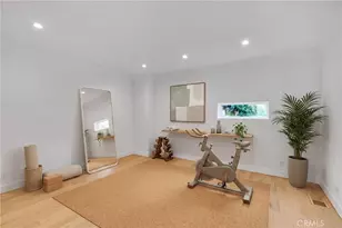10050 Olivia Terrace, Los Angeles, CA 91352 - Photo 18