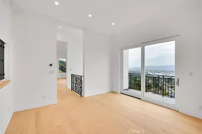 10050 Olivia Ter, Los Angeles, CA 91352 - Photo 40