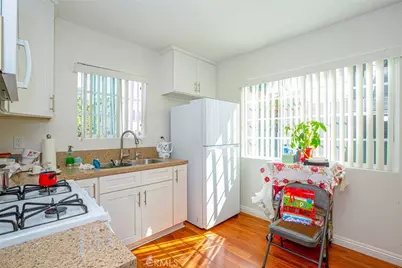 836 Edgemont Street, Los Angeles, CA 90029 - Photo 24