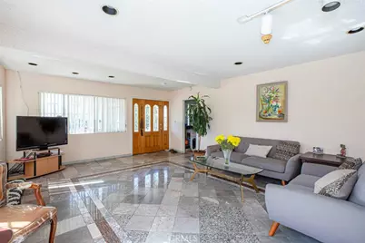 836 Edgemont Street, Los Angeles, CA 90029 - Photo 8