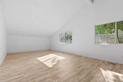 23814 Sarda Road, Valencia, CA 91355 - Photo 36