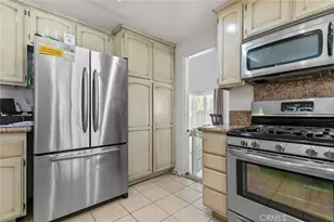 23814 Sarda Rd, Valencia, CA 91355 - Photo 12