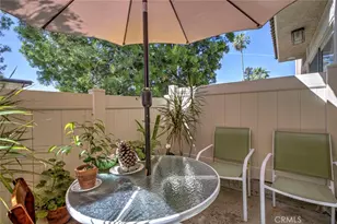 10155 De Soto, Chatsworth, CA 91311 - Photo 2