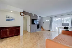 10155 De Soto, Chatsworth, CA 91311 - Photo 6