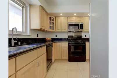 10155 De Soto #116, Chatsworth, CA 91311 - Photo 12