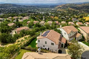 11045 Tamberly Ln, Tujunga, CA 91042 - Photo 4