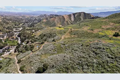 0 Apn 3272-032-086, Castaic, CA 91384 - Photo 10