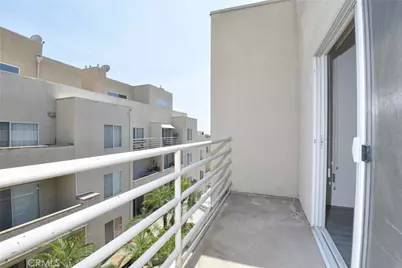 2915 Montrose Avenue #525, Glendale, CA 91214 - Photo 36