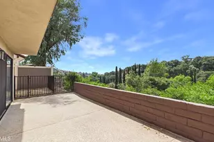 1310 Imperial Dr, Glendale, CA 91207 - Photo 42