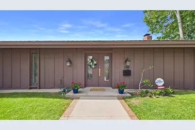 1310 Imperial Drive, Glendale, CA 91207 - Photo 2