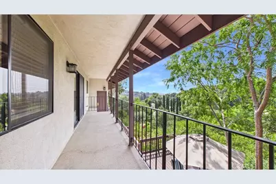 1310 Imperial Drive, Glendale, CA 91207 - Photo 14