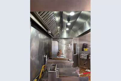 1802 E Washington Boulevard, Pasadena, CA 91104 - Photo 4