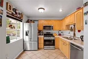 9562 Via Bernardo, Burbank, CA 91504 - Photo 10