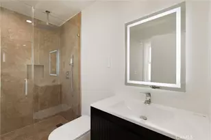 13739 Wyandotte, Van Nuys, CA 91405 - Photo 22