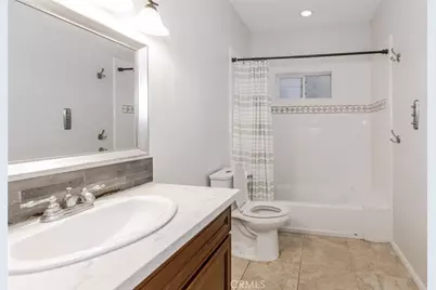 11124 Burbank Boulevard #101, North Hollywood, CA 91601 - Photo 16