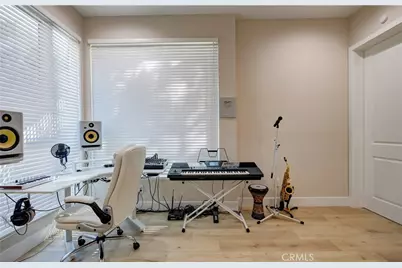 1849 Los Encinos Avenue, Glendale, CA 91208 - Photo 20