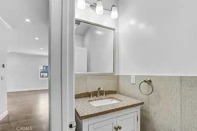 6711 Clybourn, North Hollywood, CA 91606 - Photo 22