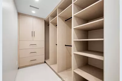 10510 Helendale Avenue, Tujunga, CA 91042 - Photo 18