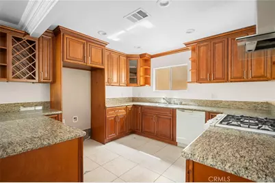 10510 Helendale Avenue, Tujunga, CA 91042 - Photo 46