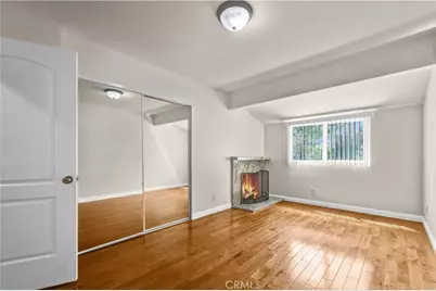 12731 Victory, North Hollywood, CA 91606 - Photo 16