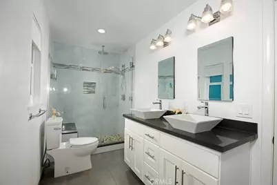 5127 Solliden, La Canada Flintridge, CA 91011 - Photo 20