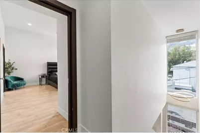 1227 N Brand, Glendale, CA 91202 - Photo 30