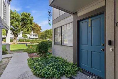 6443 Stoney View #4, Simi Valley, CA 93063 - Photo 2