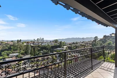 834 Moorside Drive, Glendale, CA 91207 - Photo 56