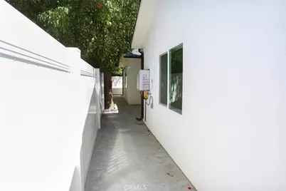 7521 /7523 Milwood, Canoga Park, CA 91303 - Photo 12