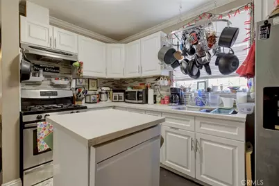 13158 Carl Street, Pacoima, CA 91331 - Photo 22