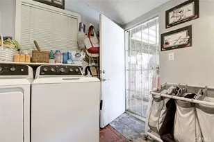 13158 Carl St, Pacoima, CA 91331 - Photo 36
