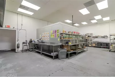 Saticoy Street, North Hollywood, CA 91605 - Photo 10