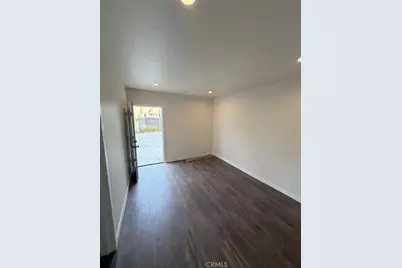 805 E 25th St, Los Angeles, CA 90011 - Photo 8